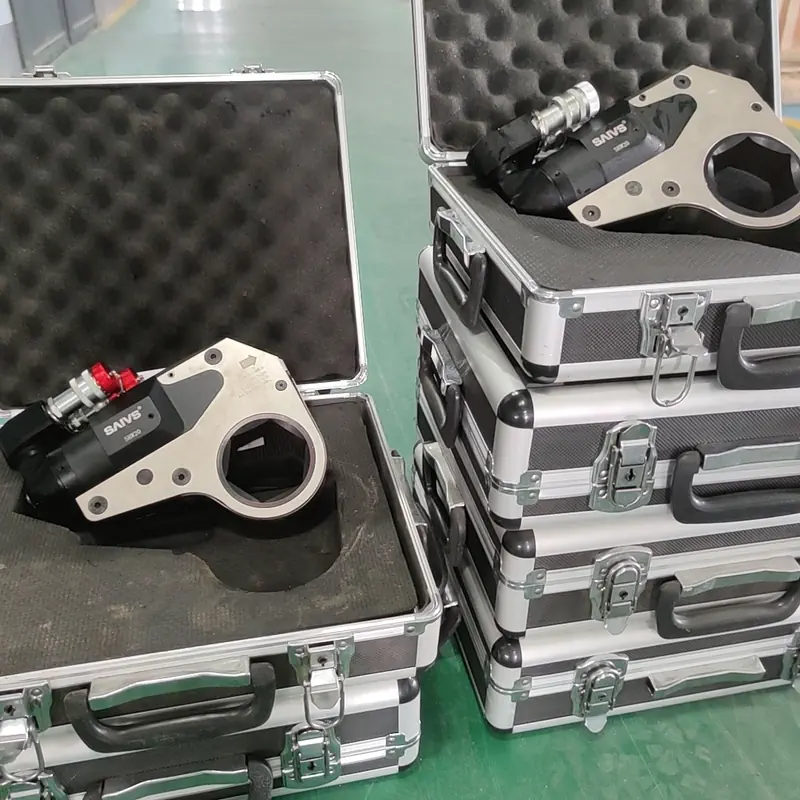 龙门客栈解码图如何正确使用扳手？